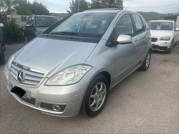 Mercedes-benz A 160 CDI BlueEFFICIENCY Executive