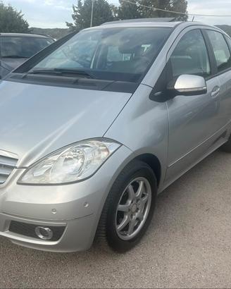 Mercedes-benz A 160 CDI BlueEFFICIENCY Executive