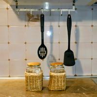 Barra sottopensile per armadio cucina