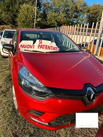 Renault Clio 1.2 75CV 5 porte Life ok neo patentat