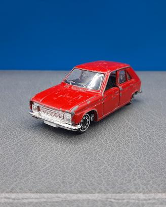 1:43 polistil peugeot 104 colore rosso