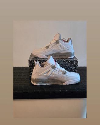  Nike air Jordan  4