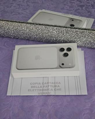 iPhone 17 pro max 256GB Nuovo (fattura) argento 