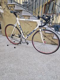 Bici Trek in carbonio,componenti ultegra 9 raporti