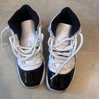AIR JORDAN 11 RETRO