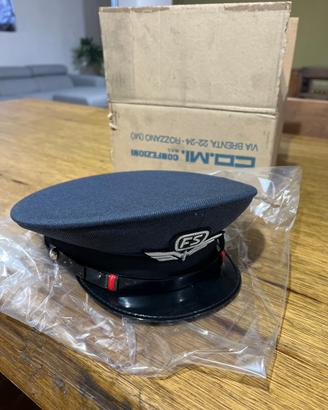 Cappello d’ordinanza ferroviere