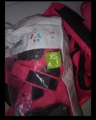 set protezioni pattinaggio e casco