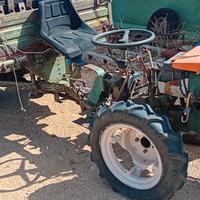 Trattore più motoagricola