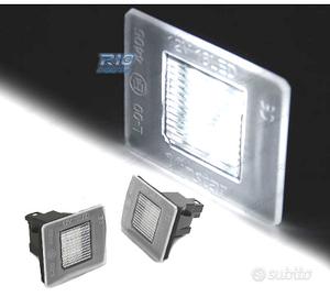 LUCI TARGA A LED PER MERCEDES CLASSE A W176 12-16 
