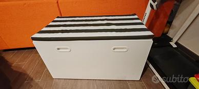 Cassapanca IKEA con cuscino 