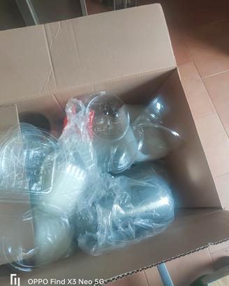 Contenitori in plastica