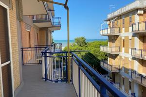 Appartamento trilocale vista mare