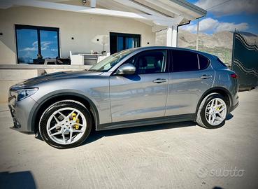 Alfa Romeo Stelvio q4 210cv