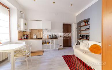 BILOCALE PIANO ALTO IN PORTA VENEZIA