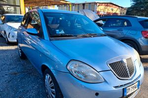 Lancia Ypsilon 1.4 Argento Ecochic GPL