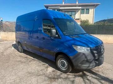 Mercedes-Benz Sprinter 211 CDi