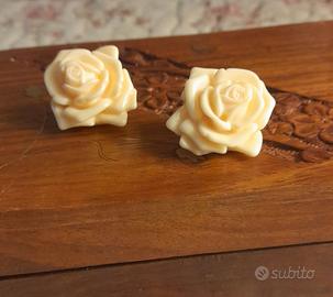 ORECCHINI BEIGE A CLIP
