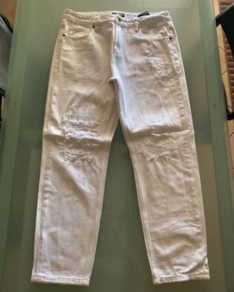 Cropped Fit Jeans