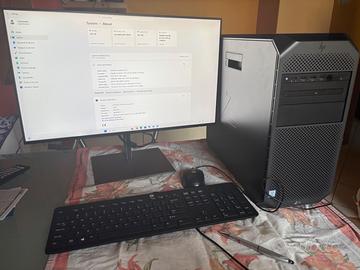 PC HP Z4 G4 con monitor 24’’ tastiera e mouse