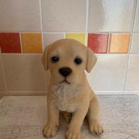 Pupazzo Labrador biondo in resina
