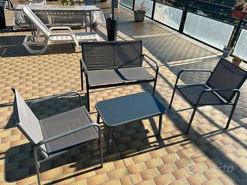 Set salotto da esterno - 4 posti con tavolino