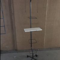 Espositore in metallo con ruote