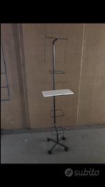 Espositore in metallo con ruote