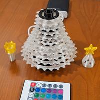 Lampada LED RGB a forma di cassetta pignoni