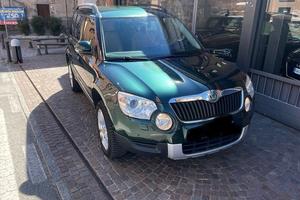 Skoda Yeti 2.0 TDI CR 140CV DSG 4x4 Adventure