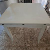 Tavolo da pranzo allungabile