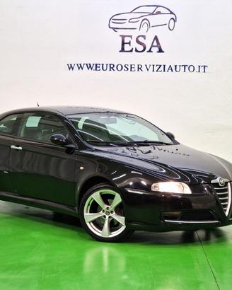 ALFA ROMEO GT 1.9 JTDM 16V Distinctive Q2