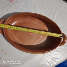 Teglia per cottura cibi e per portare cibi tavola