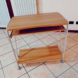 Scrivania in legno e metallo