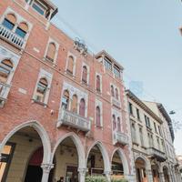 CONEGLIANO appartamento su palazzo storico C210