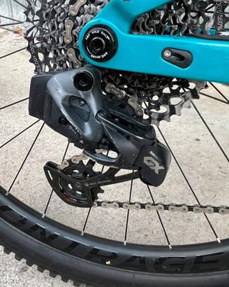 TREK TOP FLUEL