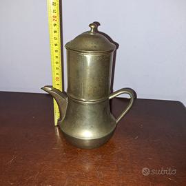 VECCHIA CAFFETTIERA A CADUTA IN OTTONE NICHELATO