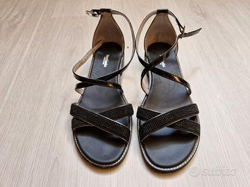 SANDALI  NERO GIARDINI