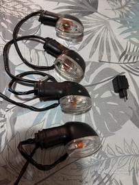 Frecce originali Yamaha MT-09 2021