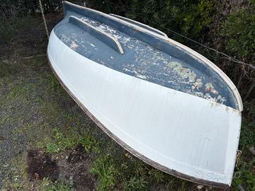 Gozzo in vetroresina