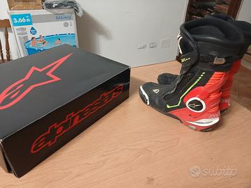 stivali moto alpinestars modello REA