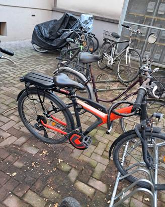 bici  trekking btwin riverside