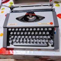 Macchina da scrivere Olivetti Tropical – originale