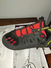 Scarpe arrampicata NUOVE  n.45 La Sportiva