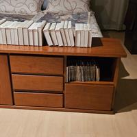 madia in legno massello di noce 