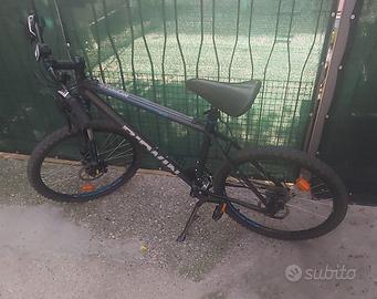 mountbike B-Twin Rockrider 500 ruote da 26 poll