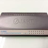 Switch Ethernet 100Mbps 8 porte