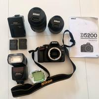 Nikon D5200+2obiettivi+ flash+2batterie+accessori