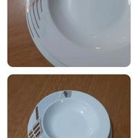 servizio di piatti da 12 completo