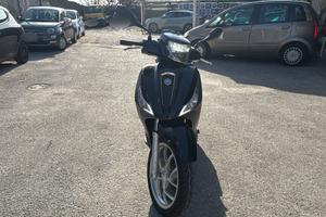 Piaggio Medley 125 DEL 2021 USATO