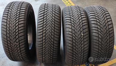Nokian snowproof 2 215/60 R16 pneumatici invernali
